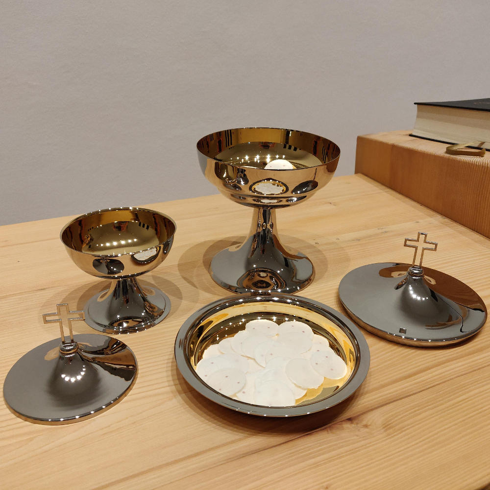paten / communion goblets